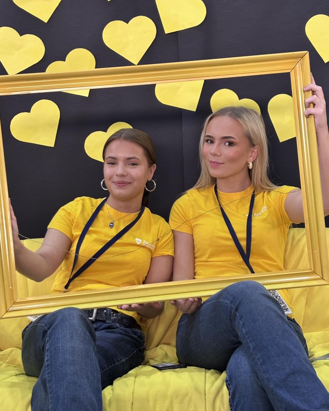 To jenter frå karrieredagen